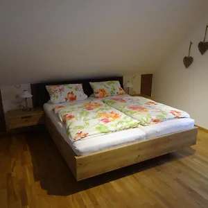 Frieda Apartment